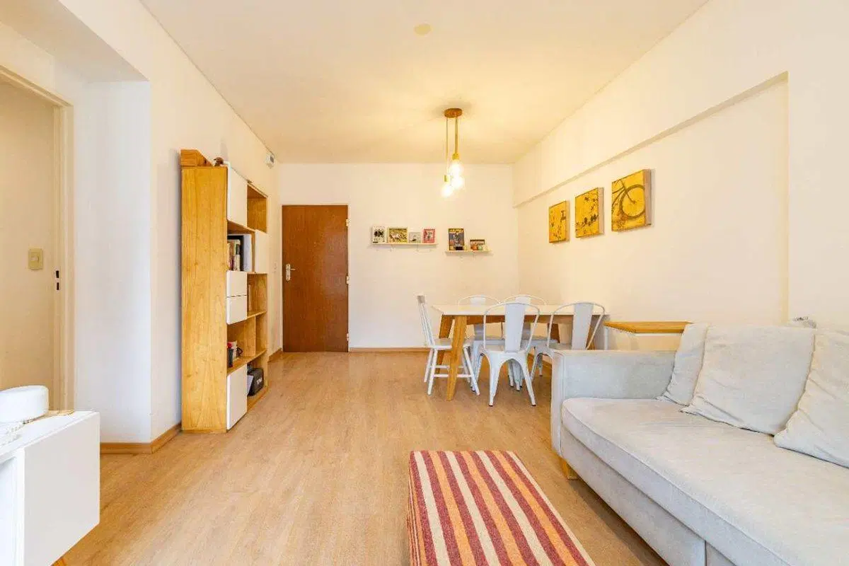 Venta depto 3 amb. con balcon y cochera Palermo 8