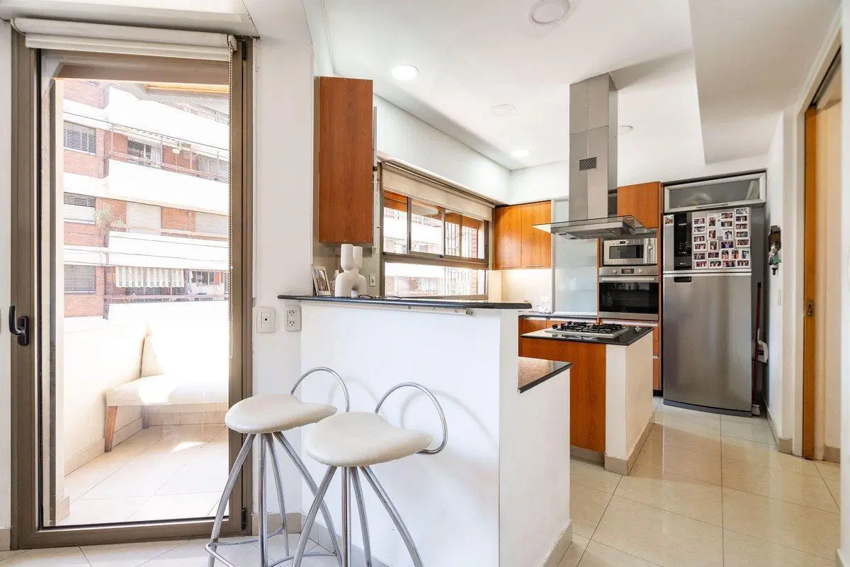 CASA EN VENTA 6 AMBIENTES BARRACAS PATIO Y PARRILA 3