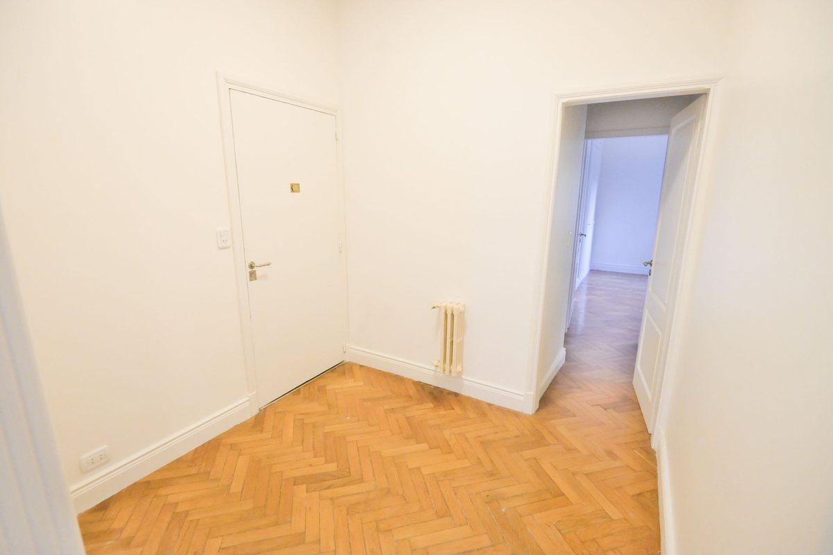 Foto de Dpto 3 amb en venta en Recoleta c/balcón y depend., imagen 4