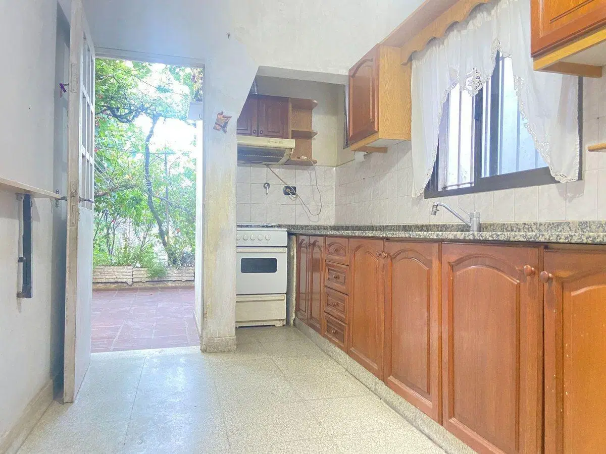 VENTA CASA 3 HABITACIONES CON JARDÍN VILLA LYNCH 5