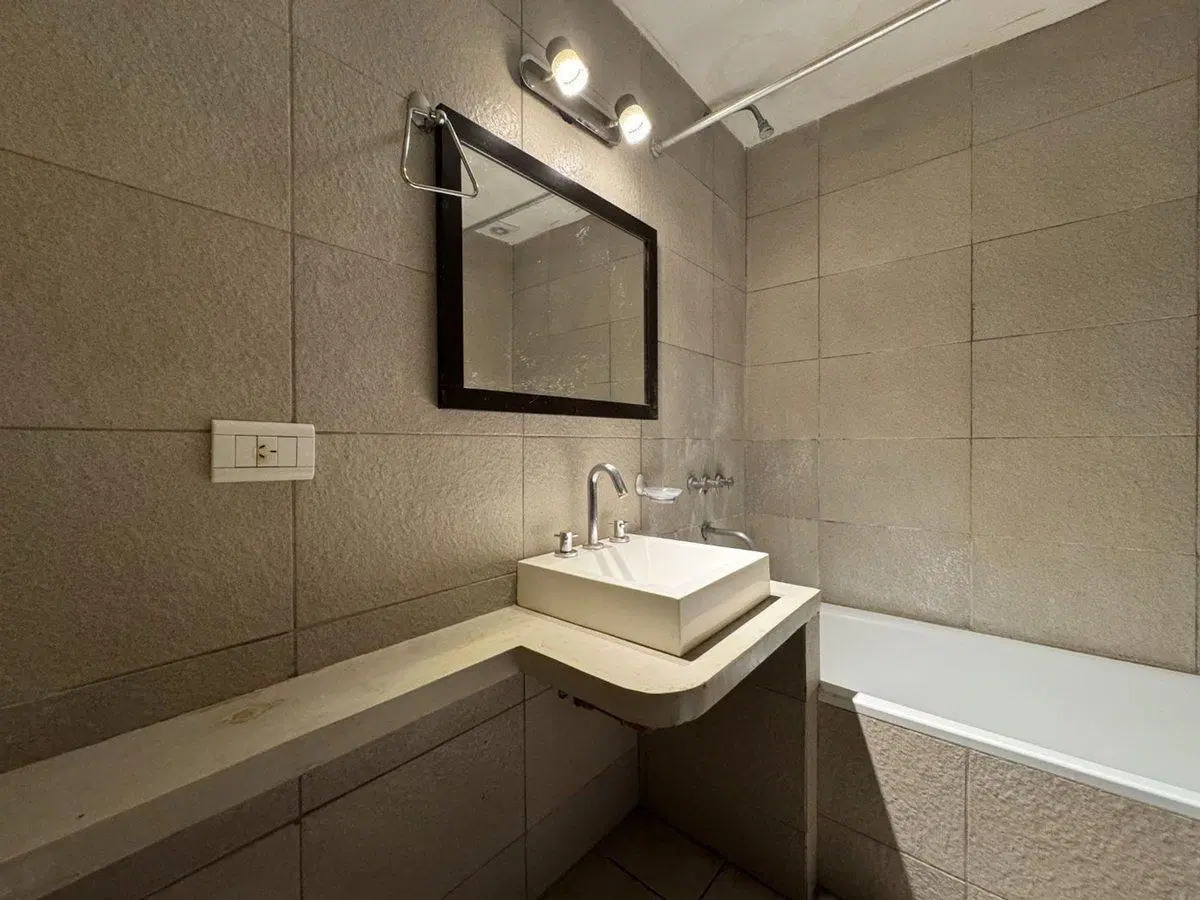 Dpto 2 ambientes en venta en Pilar con balcón 8