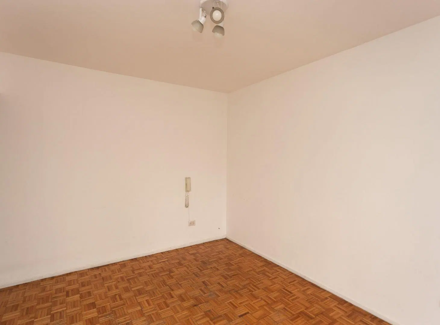 Departamento 2 ambientes venta Abasto con balcon 5