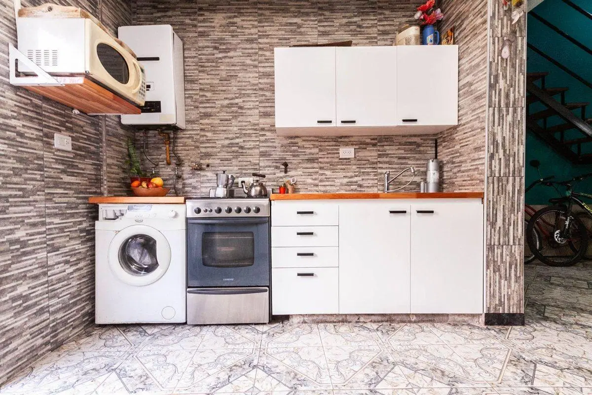 VENTA DUPLEX AVELLANEDA 4 AMB  RECICLADA PERMUTA 8