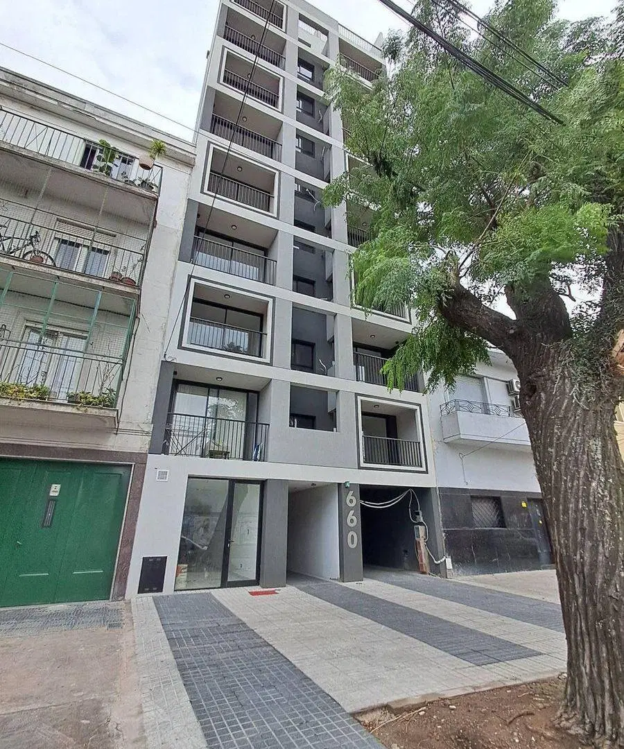 VENTA LOCAL 35.80 M2  Chorroarin 662 PARQUE.CHAS 2