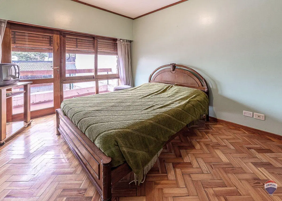 VENTA CASA 5 AMBIENTES CASTELAR TERRAZA JARDIN 4