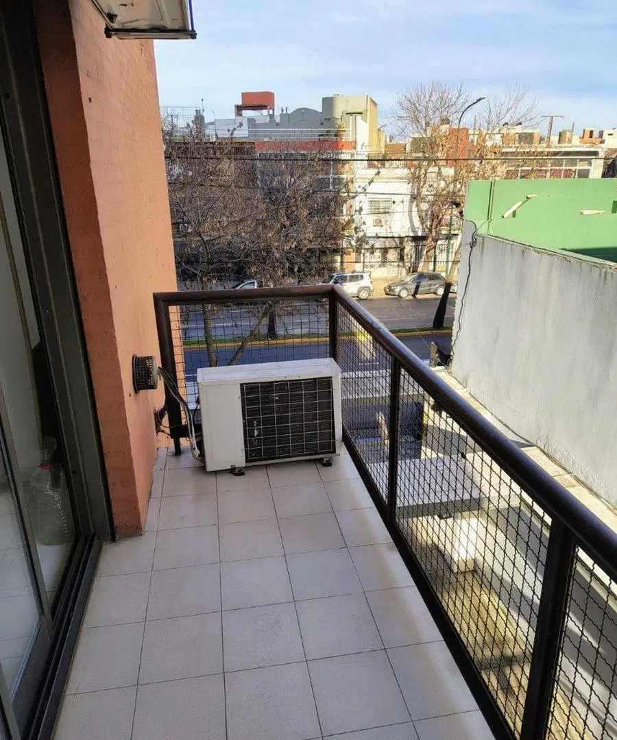 Dep 2 amb en venta San Isidro con cochera y balcón 3