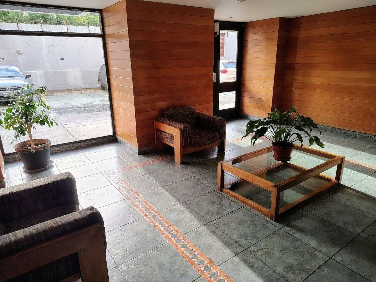 Dep 2 amb en venta San Isidro con cochera y balcón 8