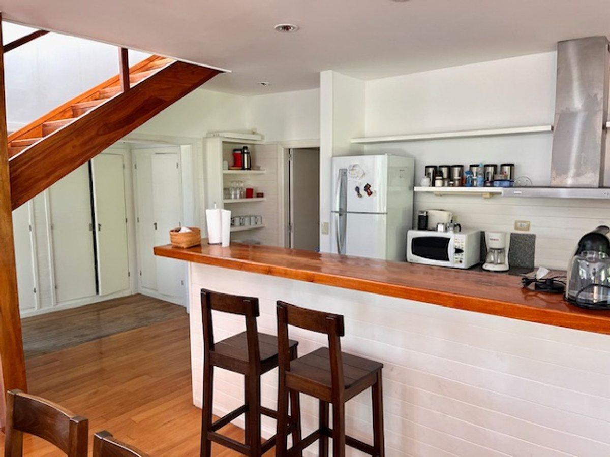Foto de CASA 5 AMB VENTA EN ISLA DEL ESTE.QUINCHO AMARRA, imagen 2