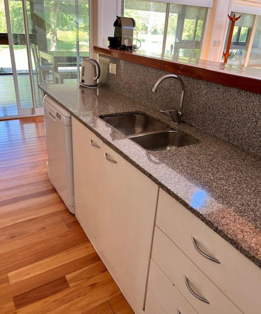 Foto de CASA 5 AMB VENTA EN ISLA DEL ESTE.QUINCHO AMARRA, imagen 5