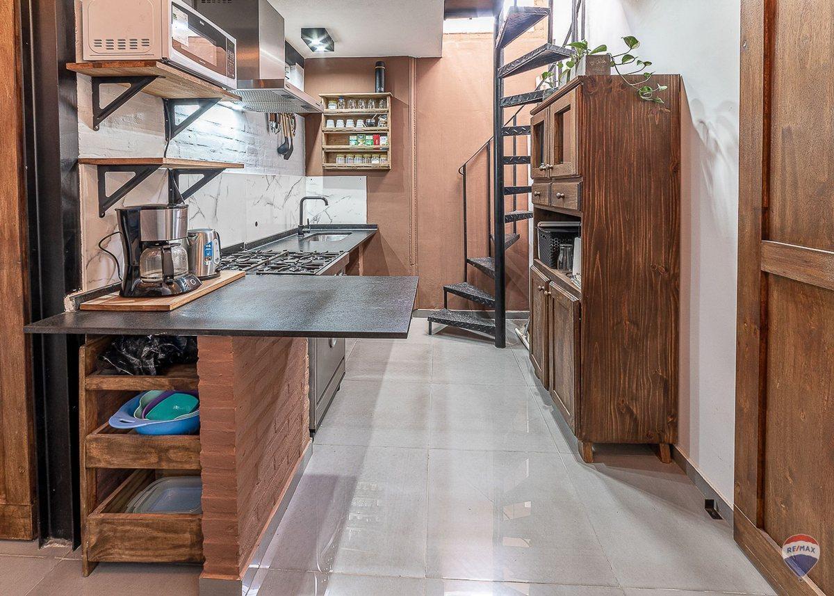 Foto de PH 2 AMB EN VENTA EN VILLA DEVOTO RECICLADO, imagen 5