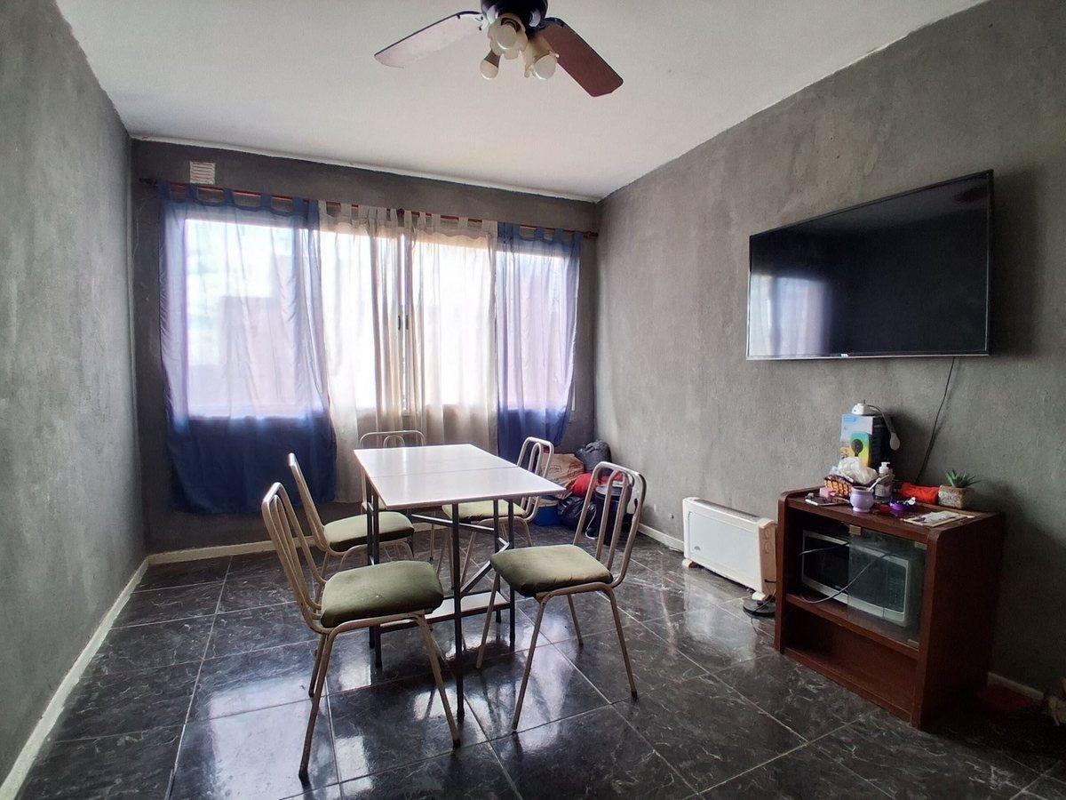 Foto de VENTA DEPARTAMENTO 3 AMBIENTES BARRIO NAGERA OPORT, imagen 1