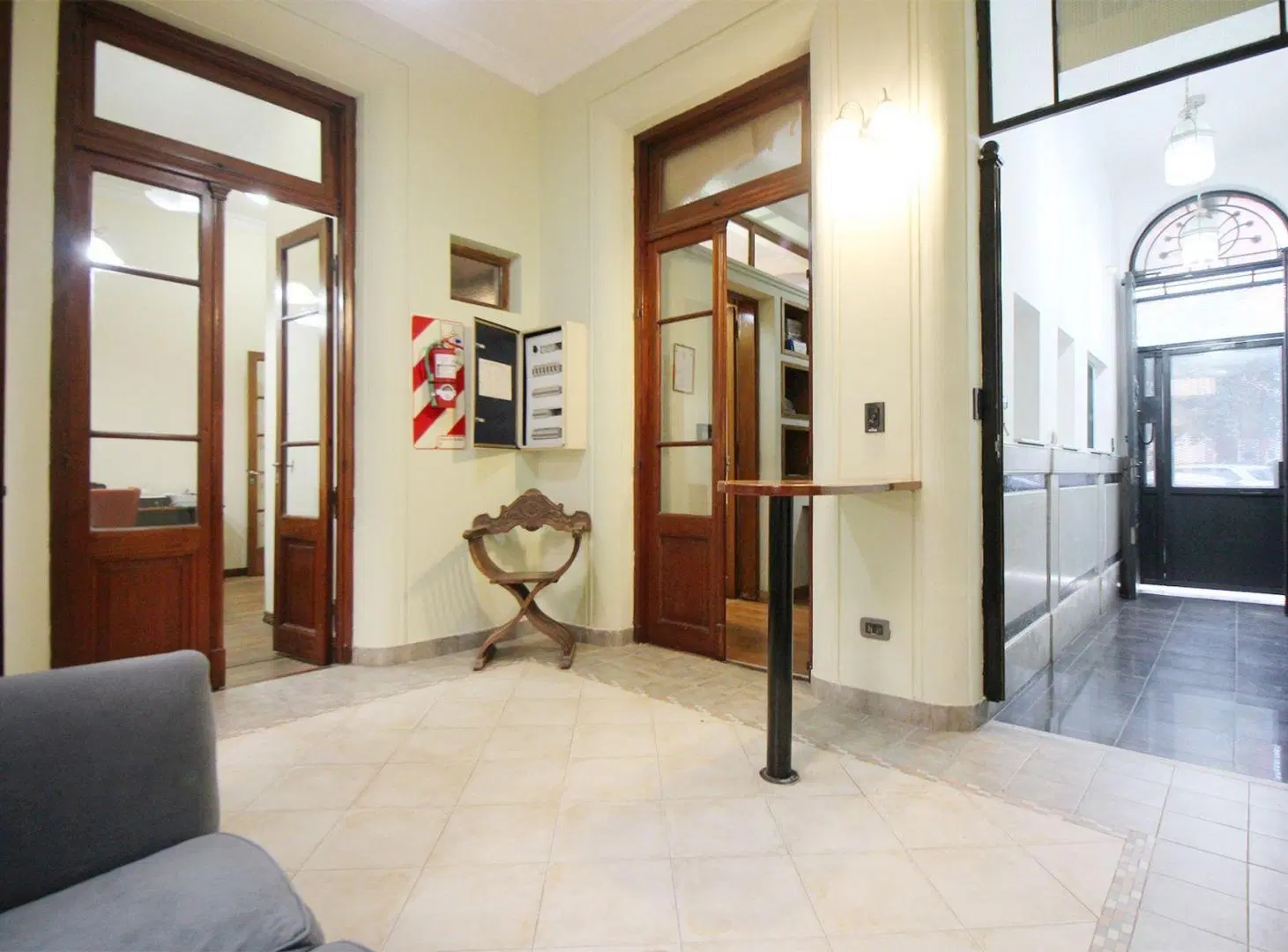 Venta CASA 6 AMBIENTES con Gran terraza Paternal 5