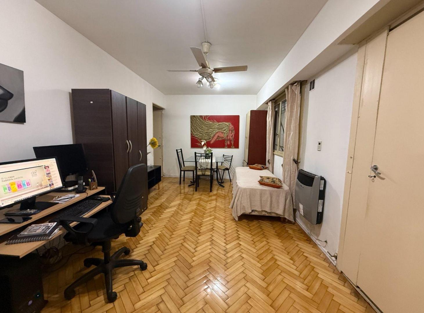 Foto de DEPARTAMENTO 2 AMB VENTA RECOLETA PATIO, imagen 1