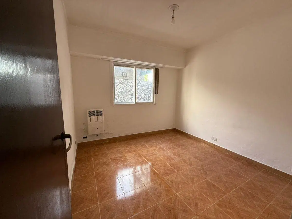 PH VENTA 3 AMBIENTES CON YACUSSI LOMAS DE ZAMORA 2