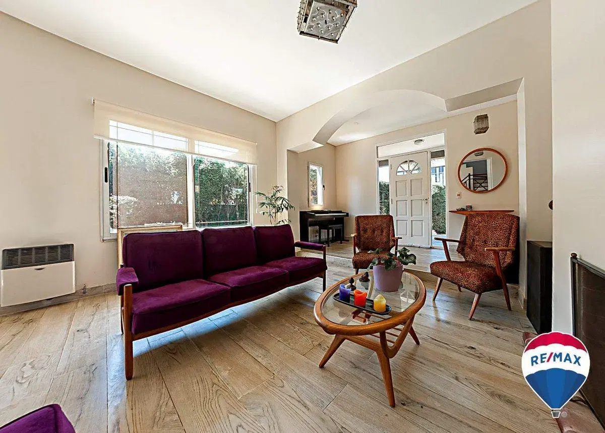 CASA 4 AMB EN VENTA EN GENERAL RODRIGUEZ PILETA 5