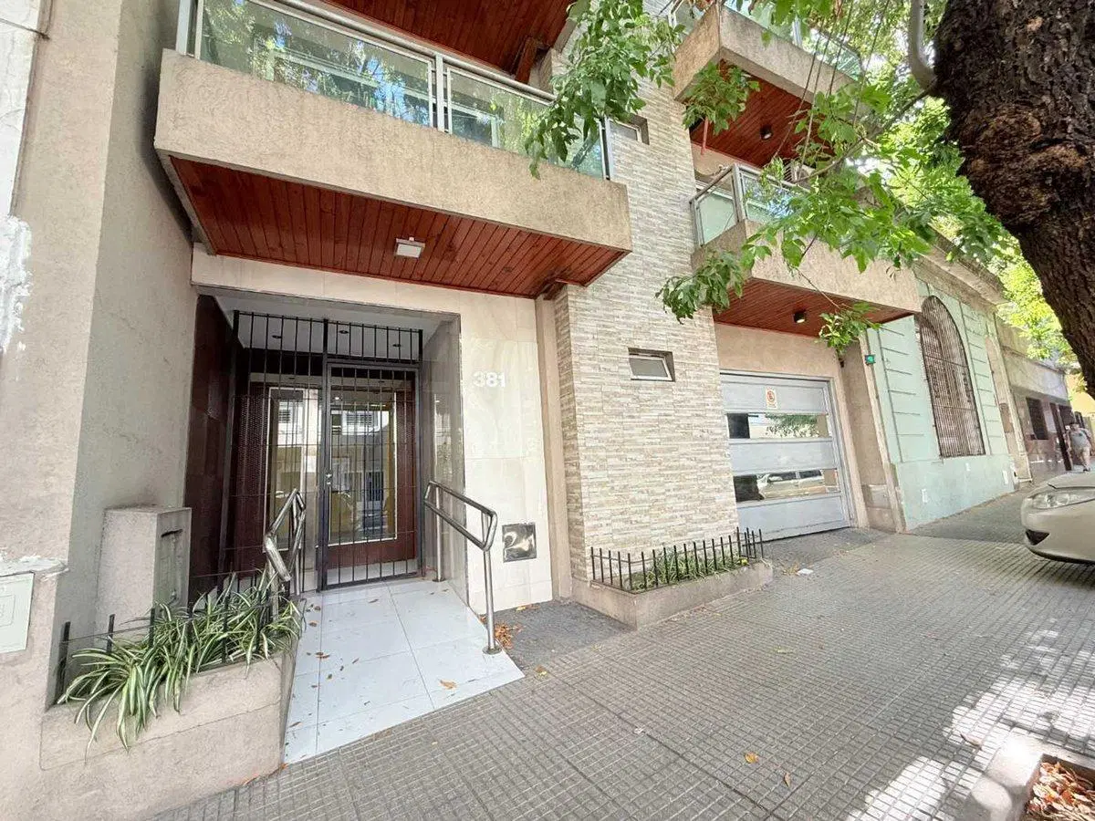VENTA DEPARTAMENTO CON PATIO EN CABALLITO 5