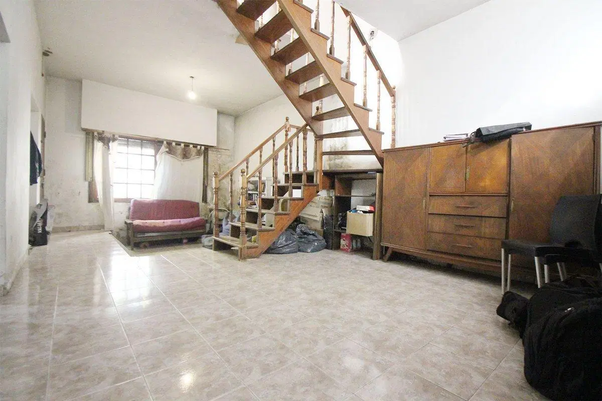 CASA 5 AMB CON GRAN JARDÍN Y PILETA LOTE PROPIO 8