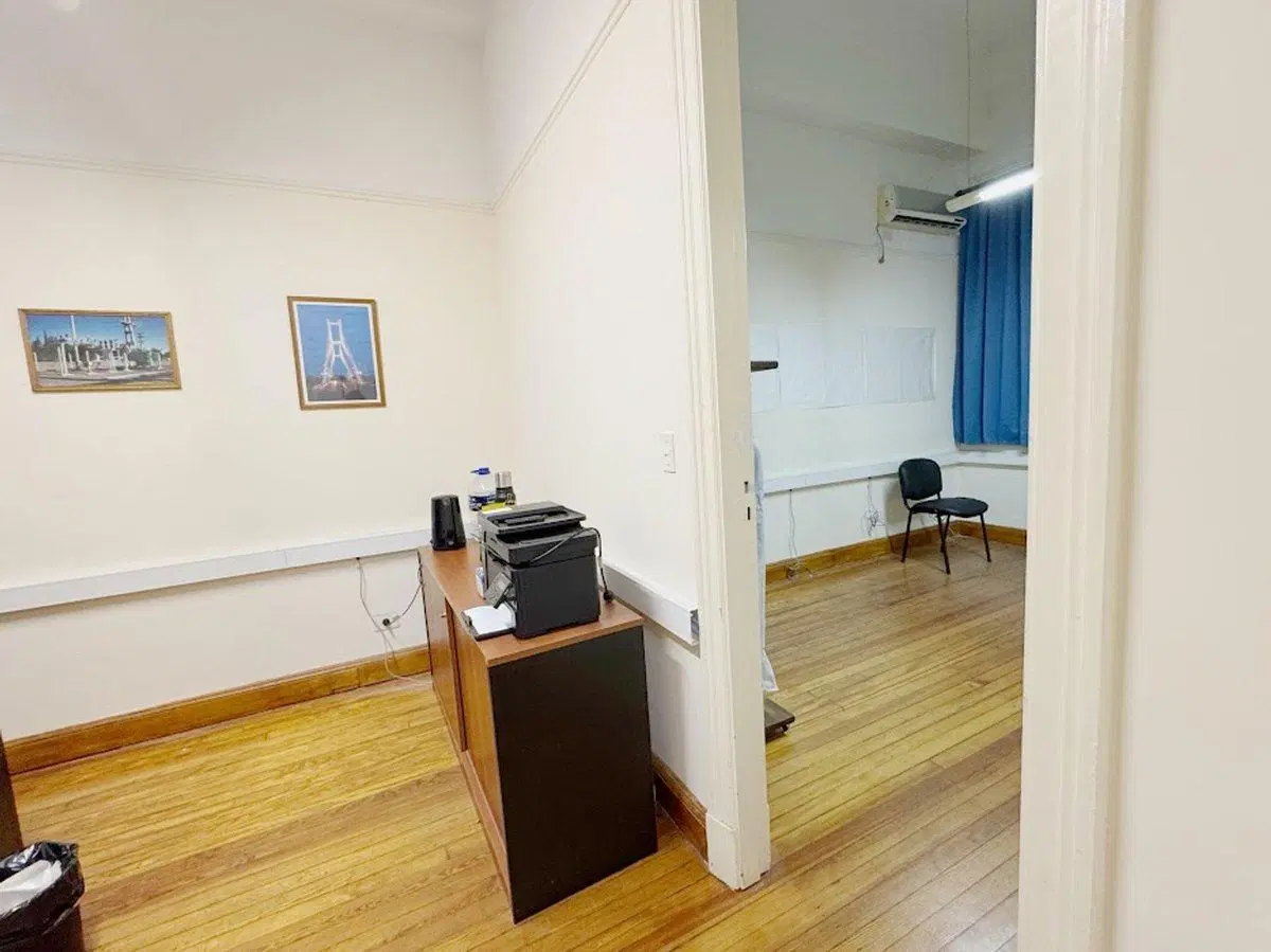 VENTA OFICINA 77m2 MICROCENTRO 2