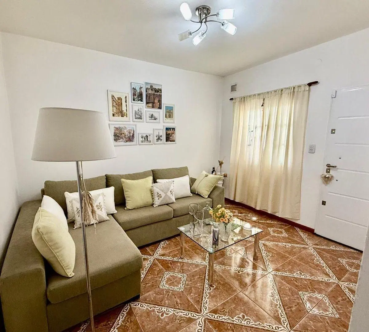 VENTA Casa 4 amb  IMPECABLE Quincho y Pileta TIGRE 1