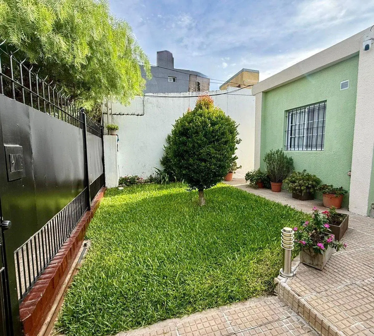 VENTA Casa 4 amb  IMPECABLE Quincho y Pileta TIGRE 5