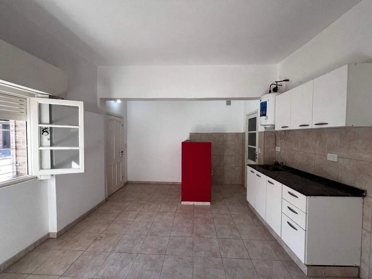 Venta PH 2 amb al frente PB Apto Crédito Caseros 5