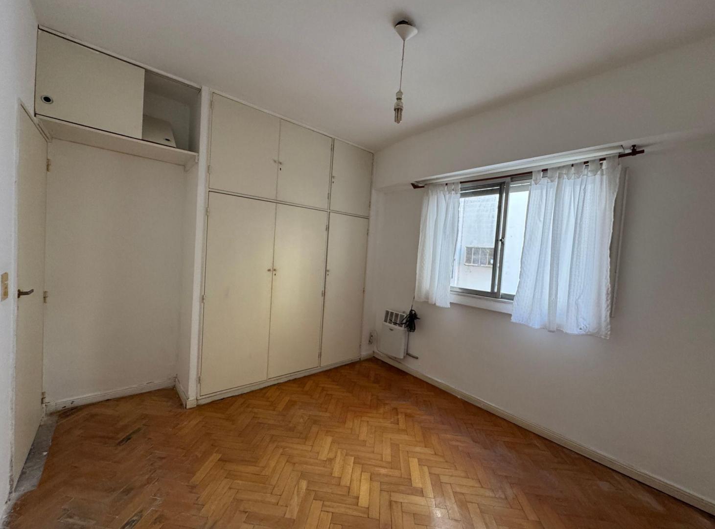 Foto de Dpto 2 amb en venta Vicente Lopez 1ºpiso escalera, imagen 4
