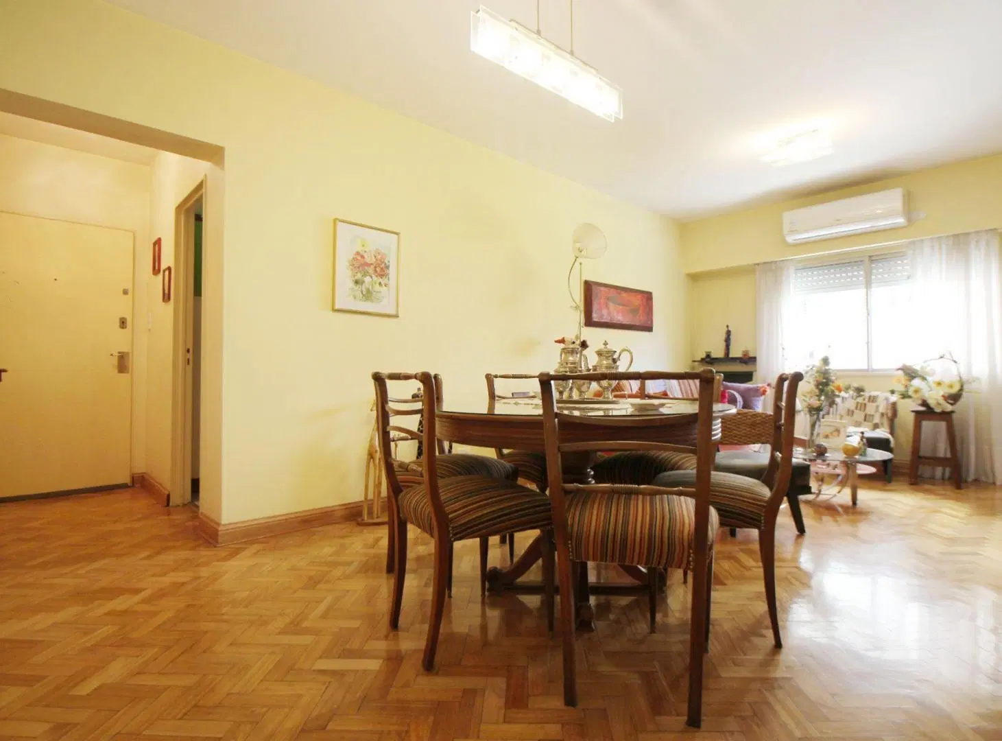 VENTA 4 AMBIENTES FLORESTA MONTE CASTRO COCHERA 2
