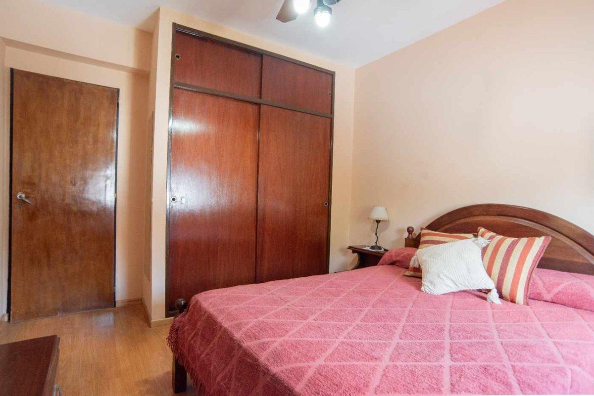 Foto de TRIPLEX 3 AMB. CON PATIO Y COCHERA EN CASTELAR, imagen 4