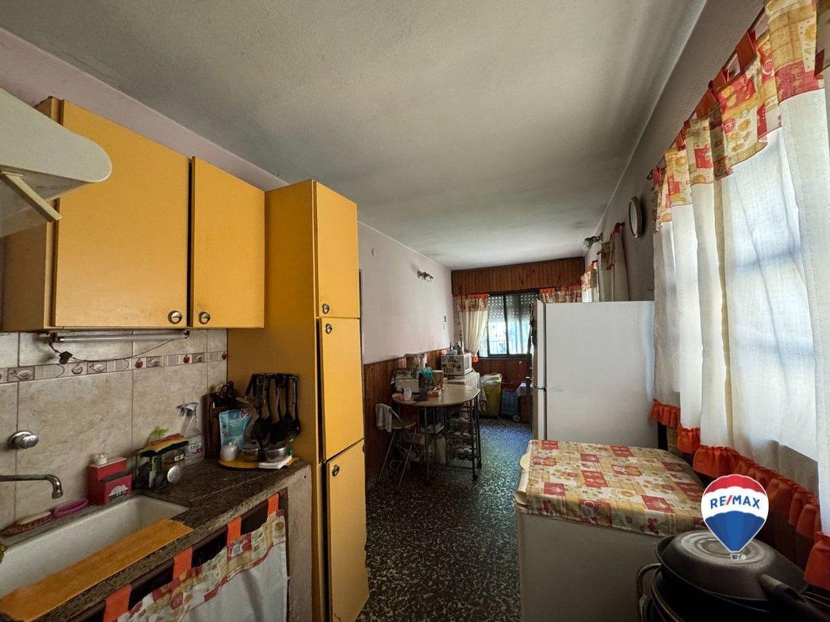 Foto de VENTA CASA 3 AMBIENTES ITUZAINGO SUR AMPLIO LOTE, imagen 4