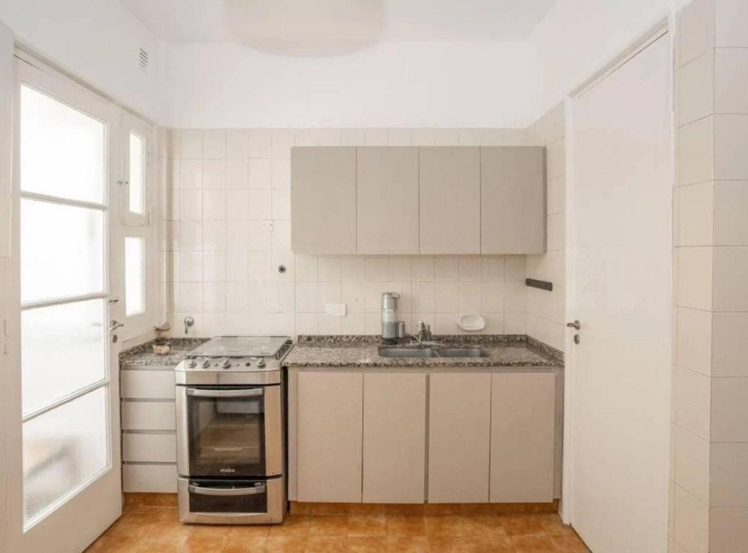 Foto de PH 3 amb en venta en Coghlan c/balcón 1º piso esc., imagen 5