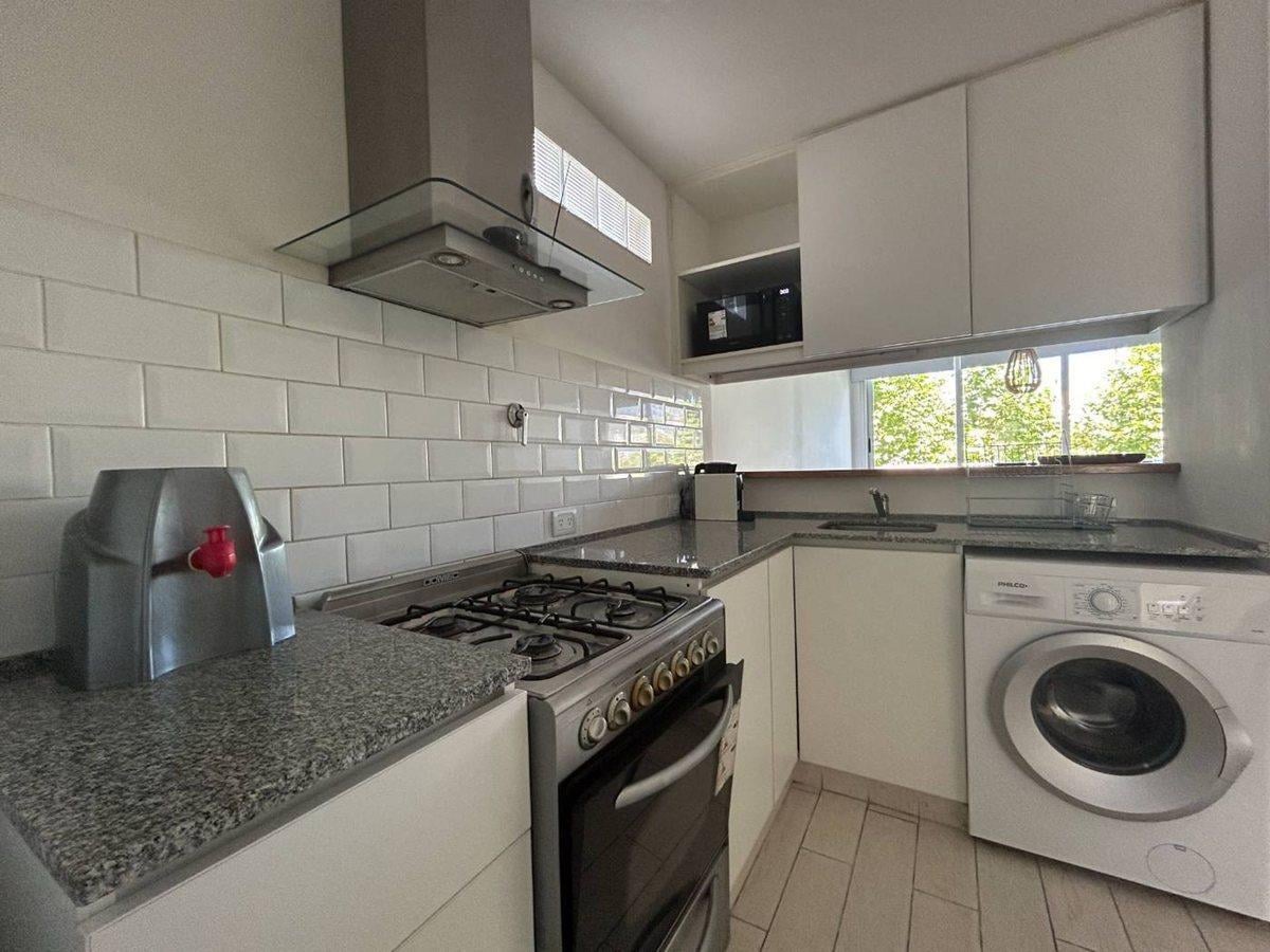 Foto de ALQUILER TEMPORAL DPTO 2 AMB CON BALCON EN PALERMO, imagen 4