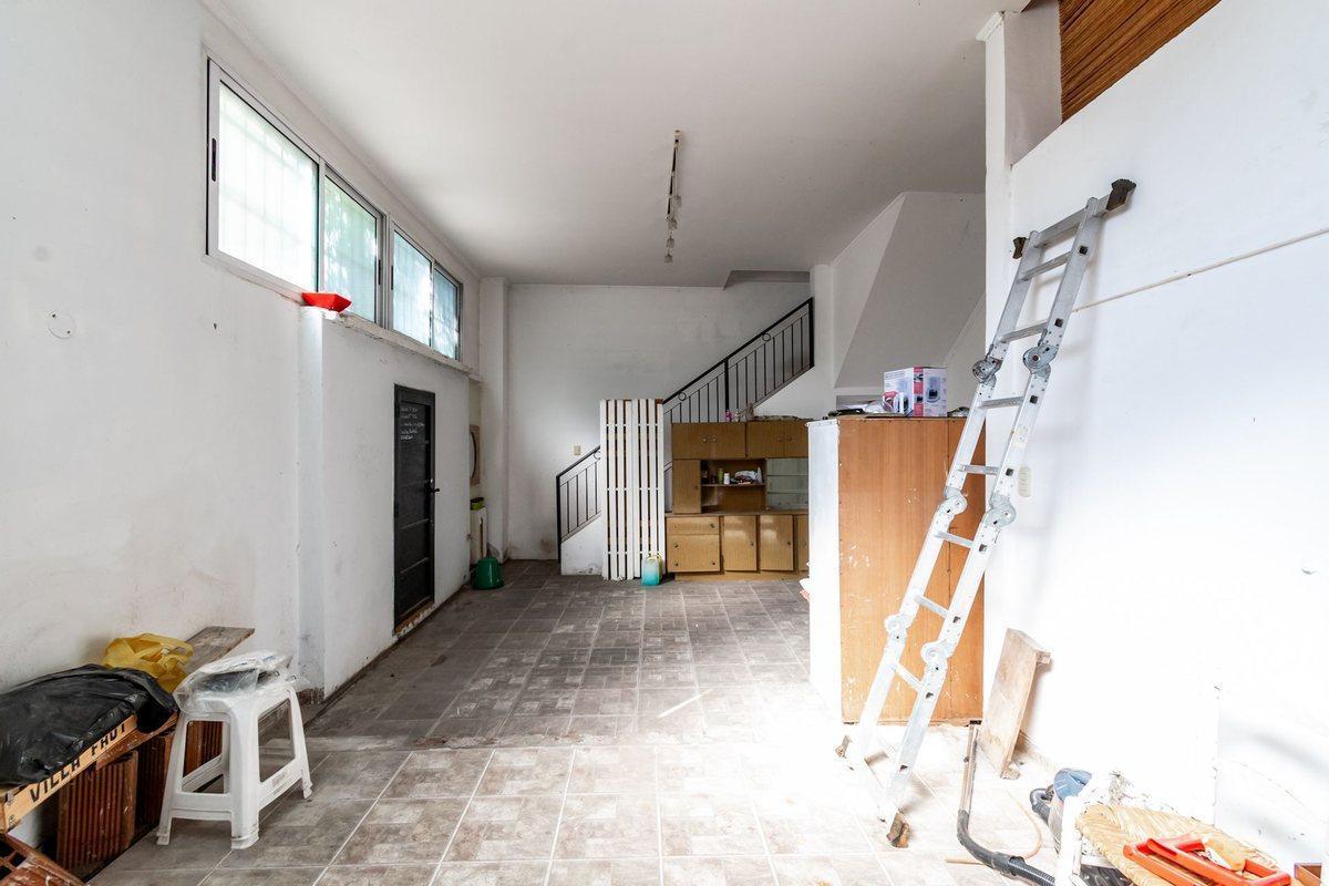 Foto de Venta casa de 5 amb 2 cocheras, terraza, parrilla, imagen 1