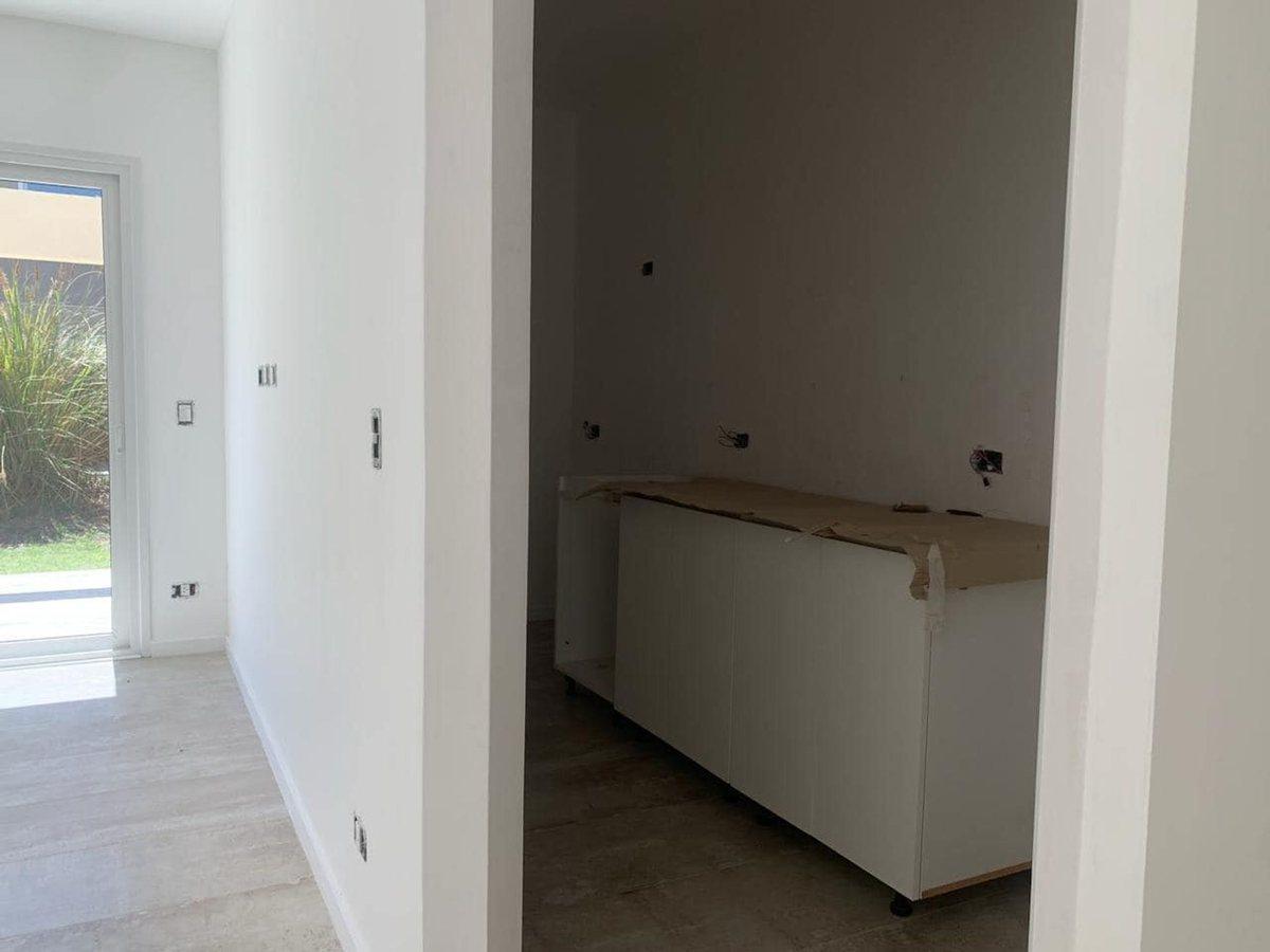 Foto de Venta casa 3 Ambientes jardin Saravi Village coch., imagen 1