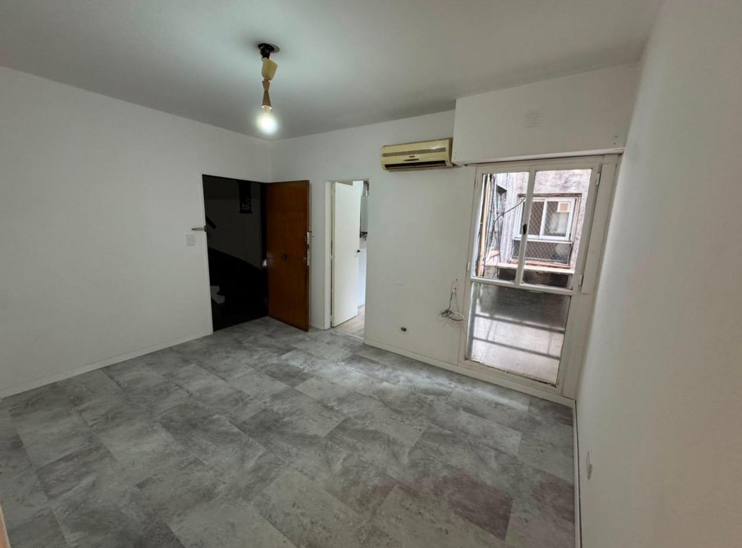 Foto de Departamento 2 ambientes en alquiler en Belgrano R, imagen 1
