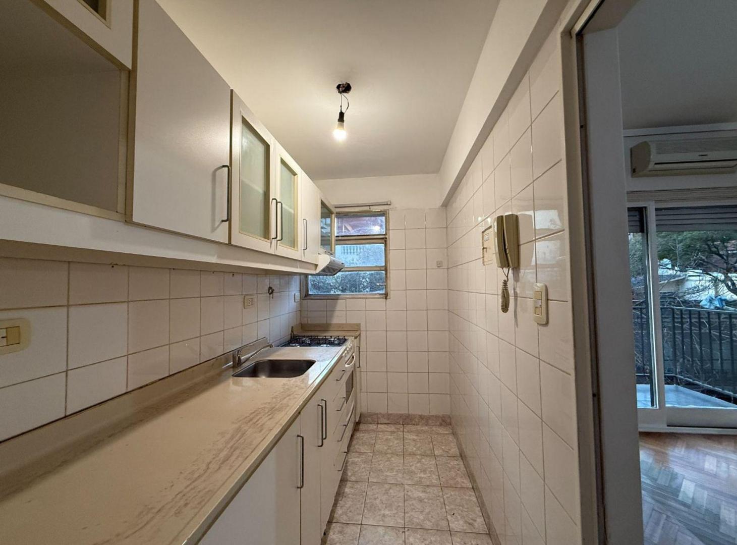 Foto de DEPARTAMENTO 2 AMB CON BALCON Y BAULERA, imagen 3