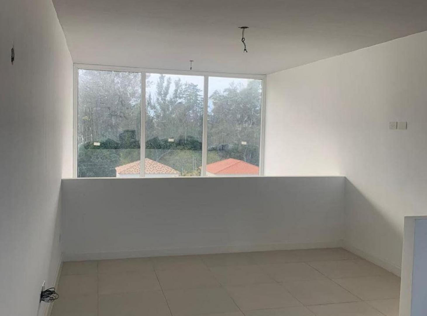 Foto de Venta 2 Ambientes Saravi Village duplex cochera., imagen 3