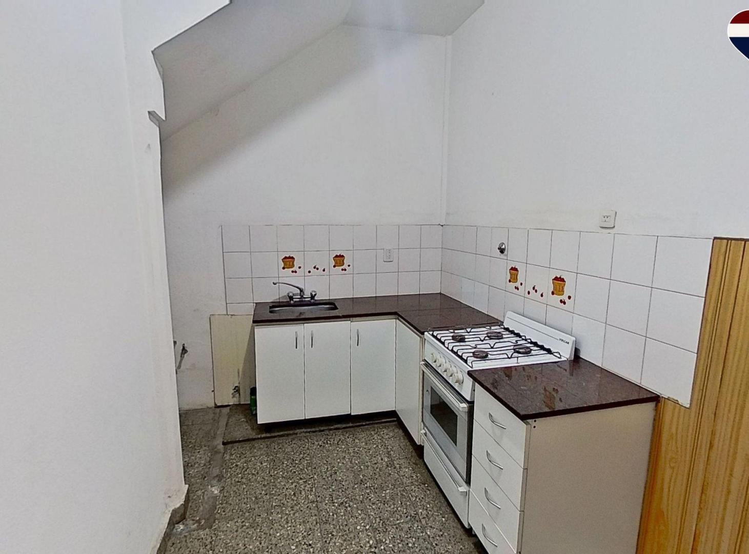 Foto de Excelente PH 3 ambientes con cochera Oportunidad, imagen 1