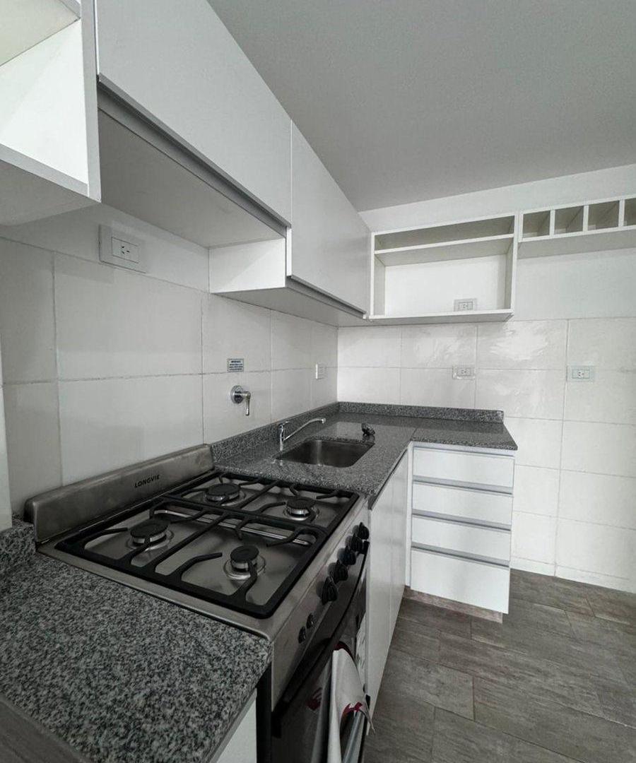 Foto de venta monoambiente Flores, imagen 4