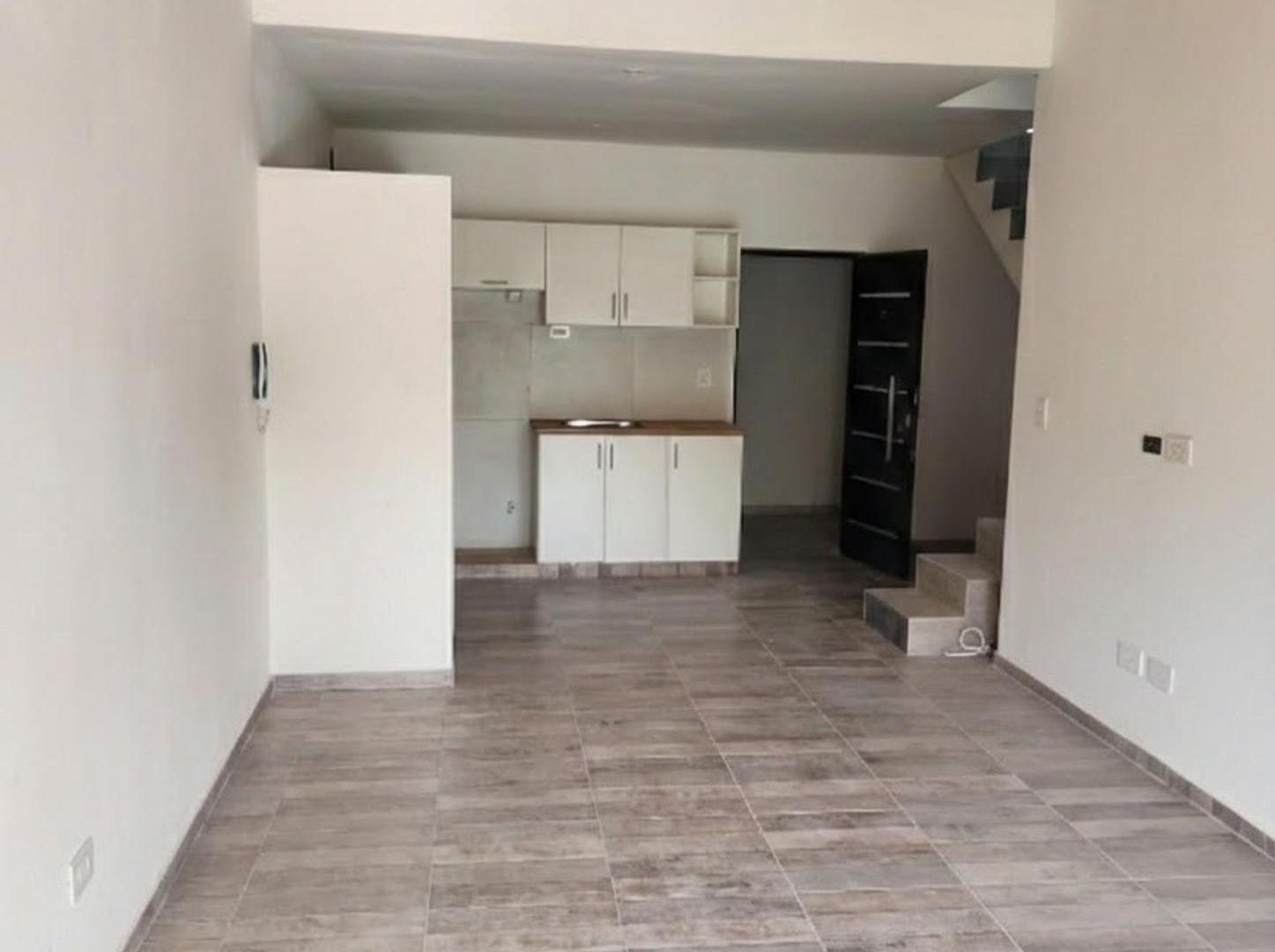Foto de Alquiler 3 ambientes duplex estrenar balcon pilar., imagen 1