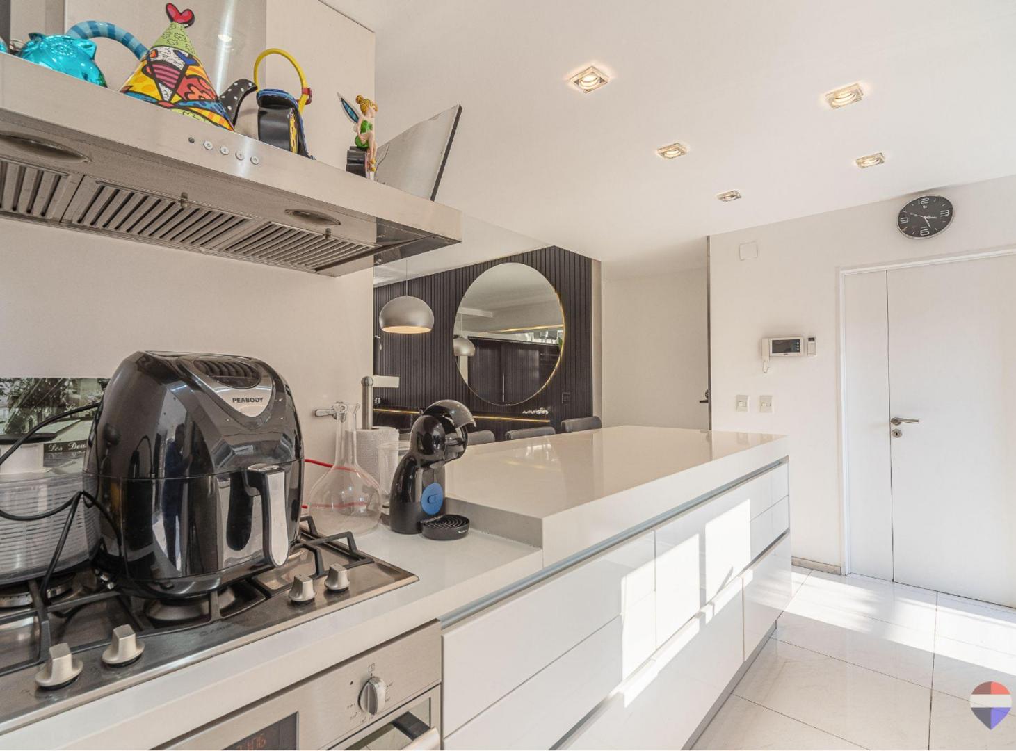 Foto de VENTA DEPTO 5 AMB EN TRIPLEX TERRAZA EN V DEVOTO, imagen 3