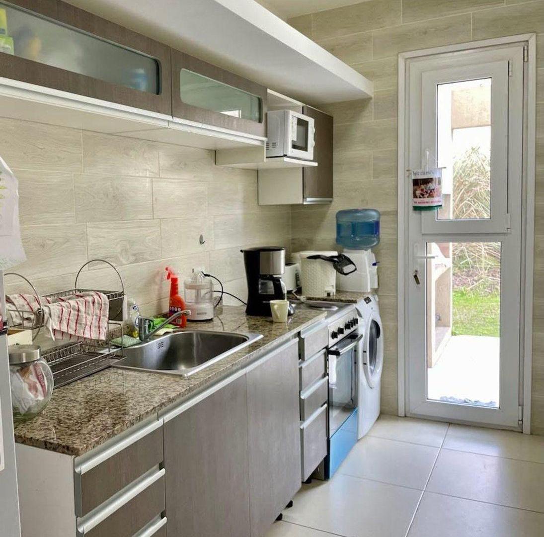 Foto de Casa 4 amb en venta en Pilar c/jardín y cochera, imagen 1