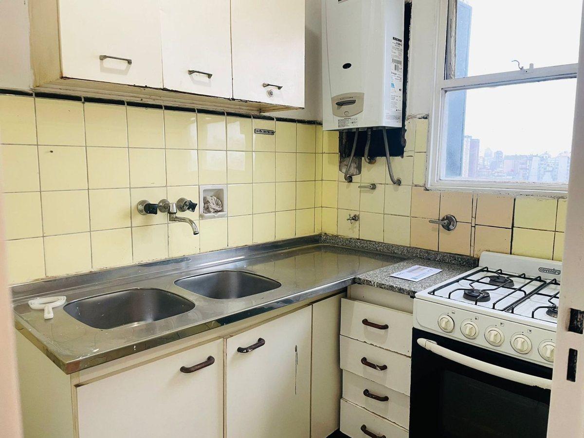 Foto de Departamento 2 ambientes en venta Balvanera balcón, imagen 2