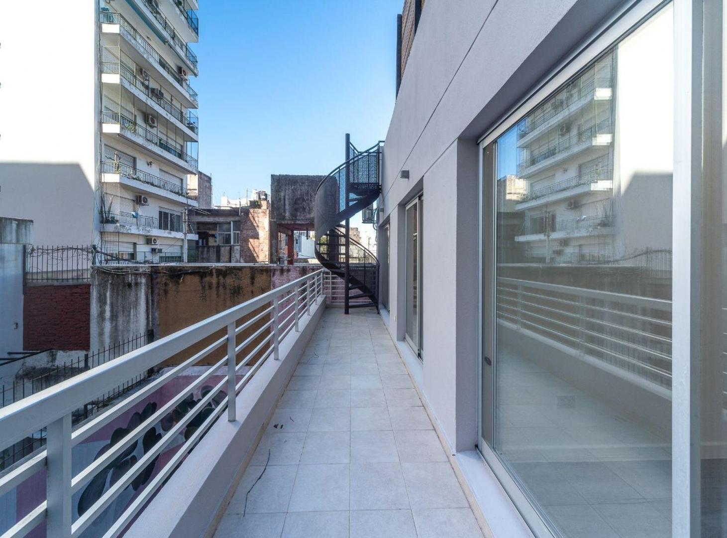 Foto de VENTA 4 AMB. TERRAZA PROPIA COCHERA BARRACAS, imagen 4