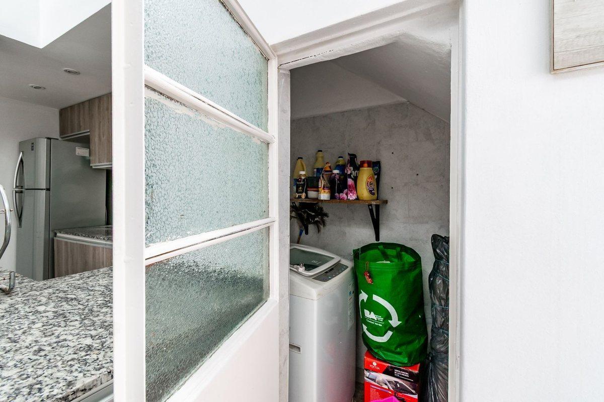 Foto de VENTA PH DE 4 MBIENTES EN VILLA LURO CON TERRAZA, imagen 5