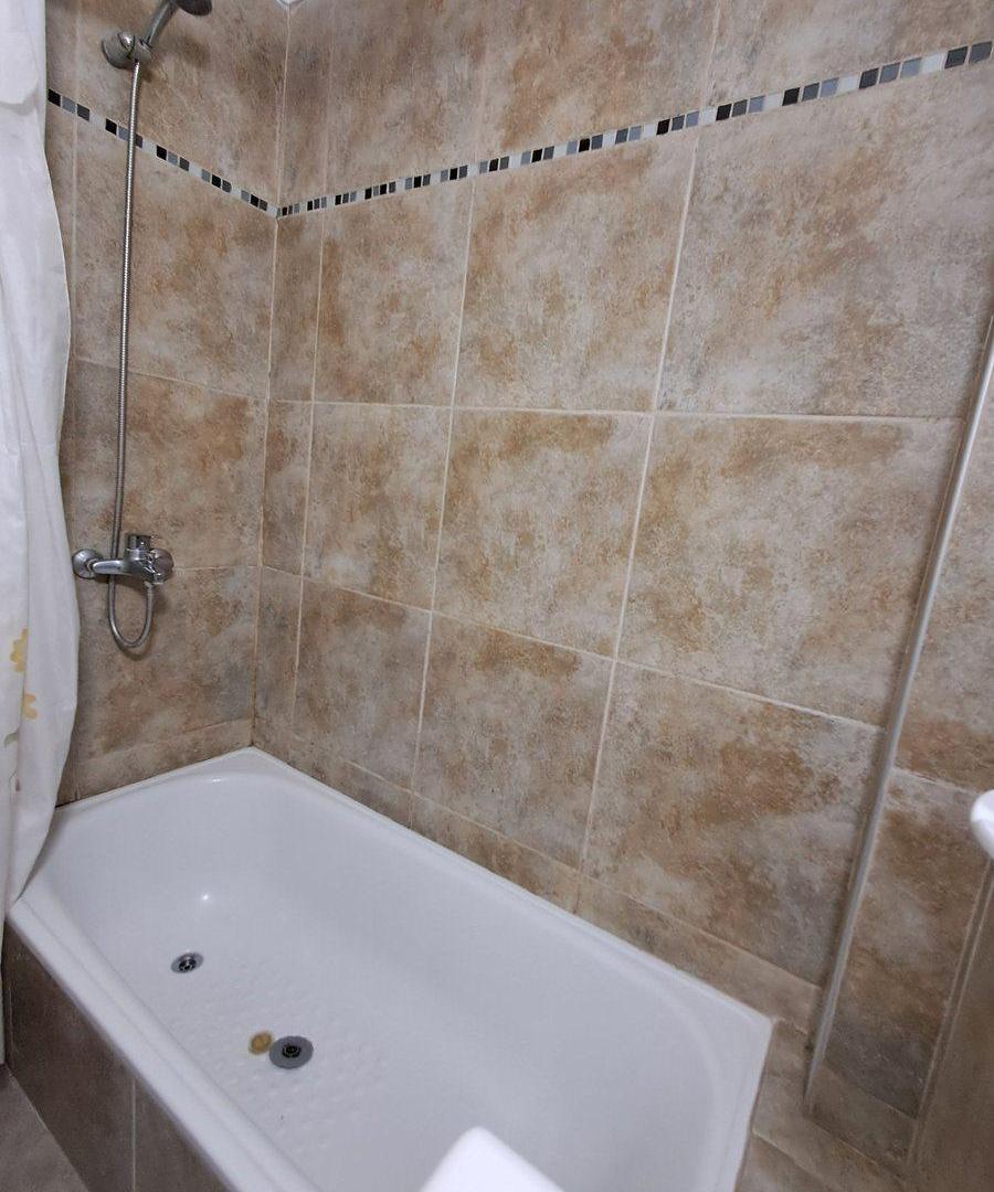 Foto de VENTA DUPLEX EEUU 1000 4 AMB COCHERA FLORIDA OESTE, imagen 3