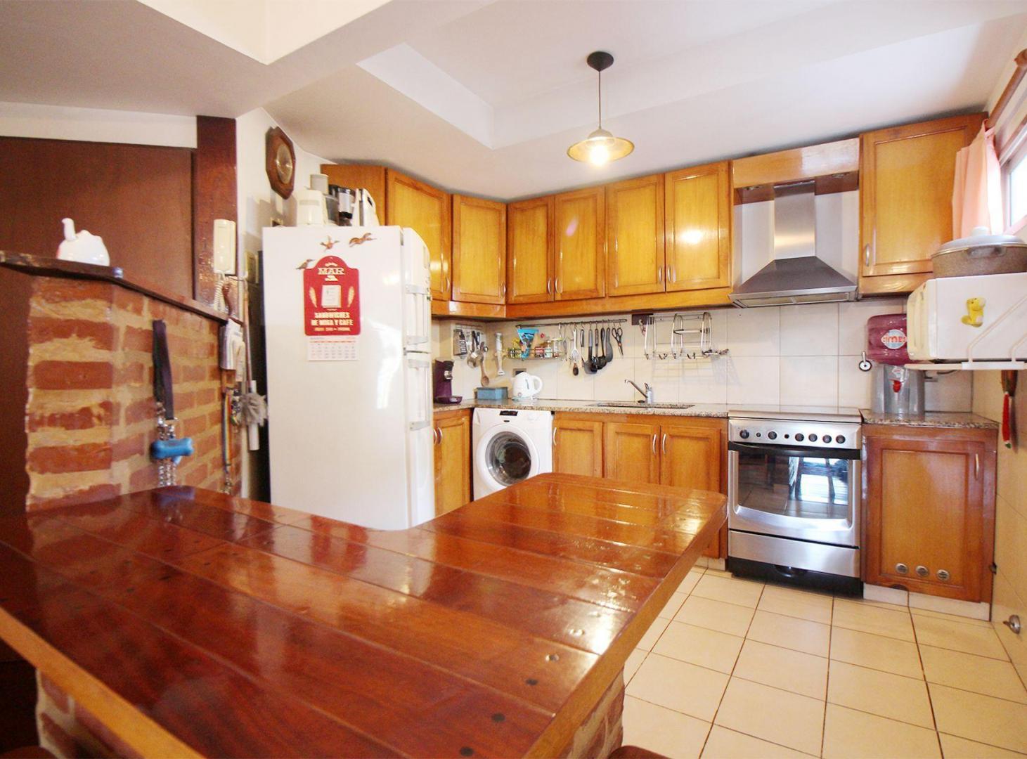 Foto de VENTA DEPARTAMENTO 3 AMBIENTES CON COCHERA, imagen 4
