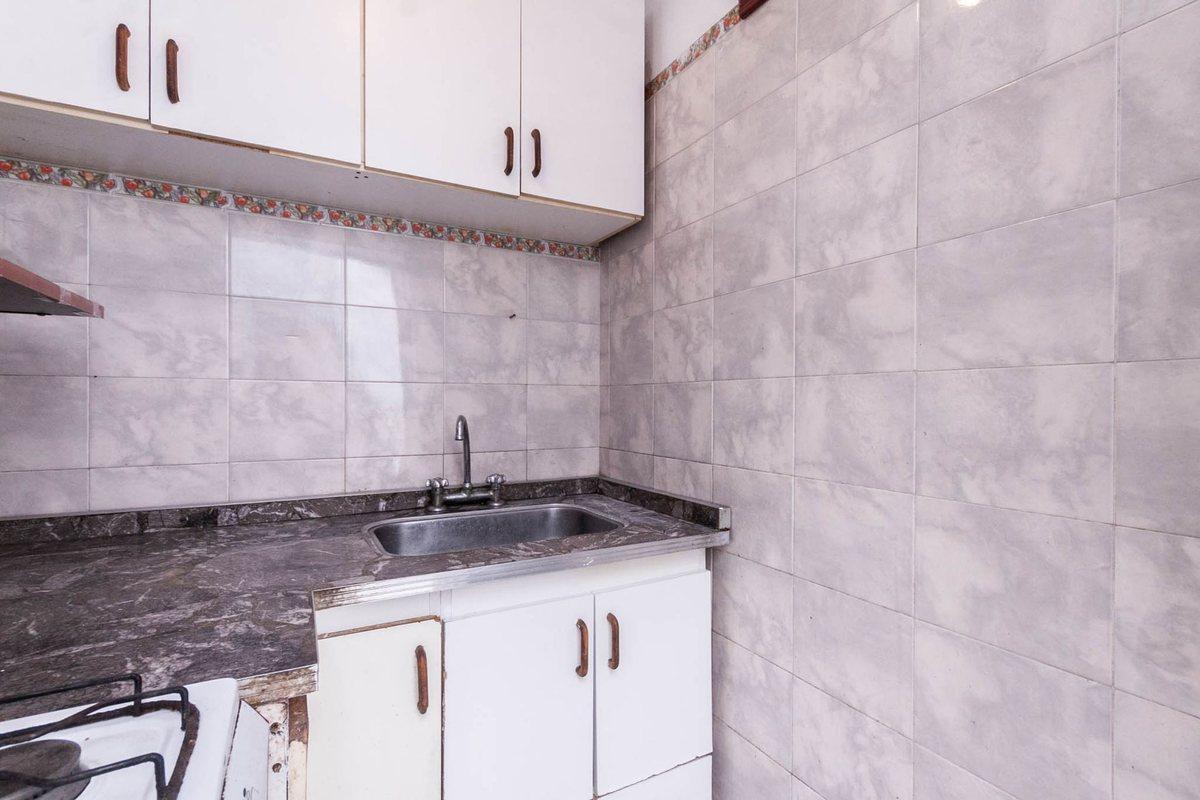 Foto de VENTA PH 3 AMB ESTACION LANUS ESTE, imagen 3