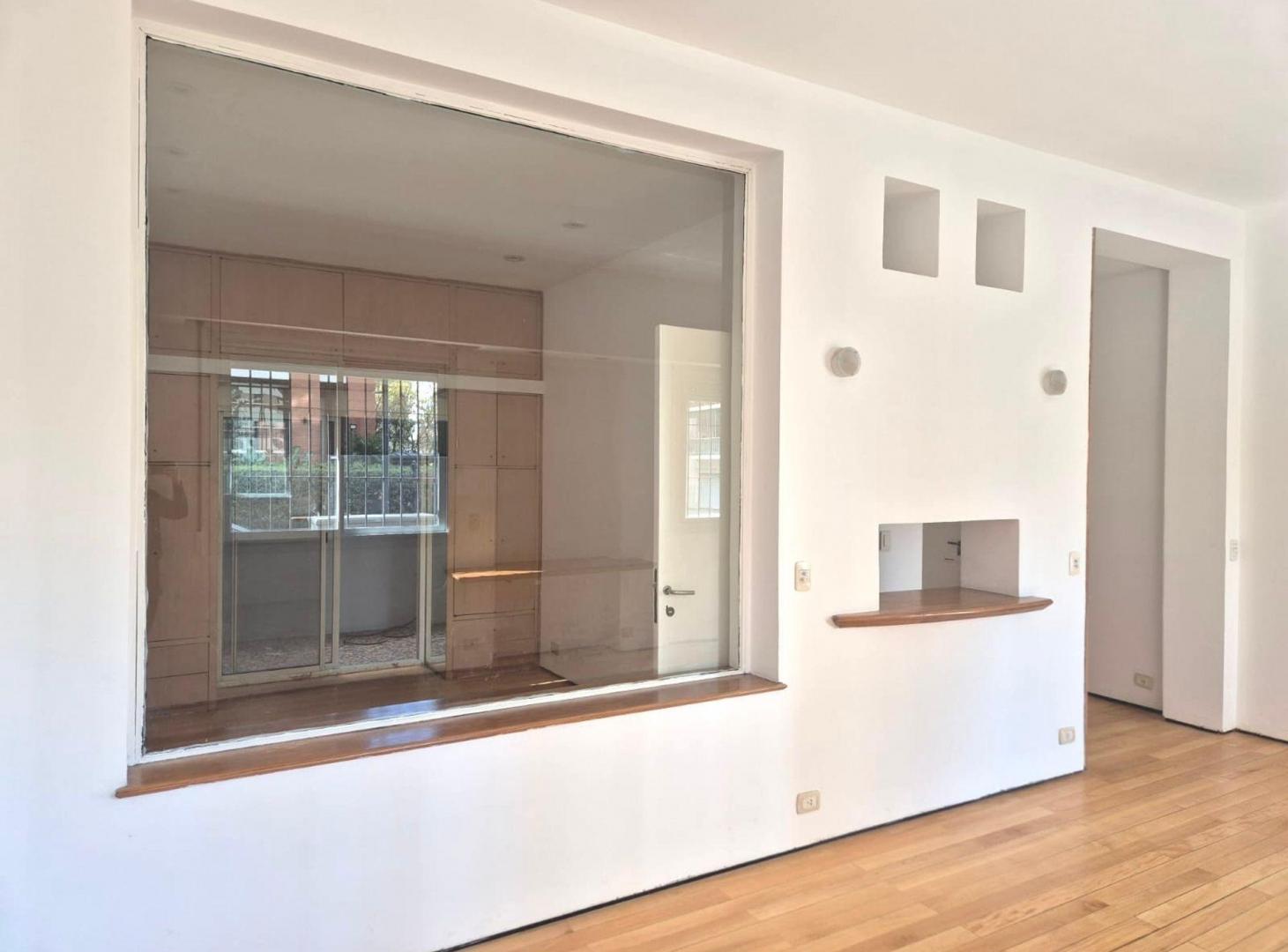 Foto de Venta Departamento Belgrano 2 ambientes Patio, imagen 2