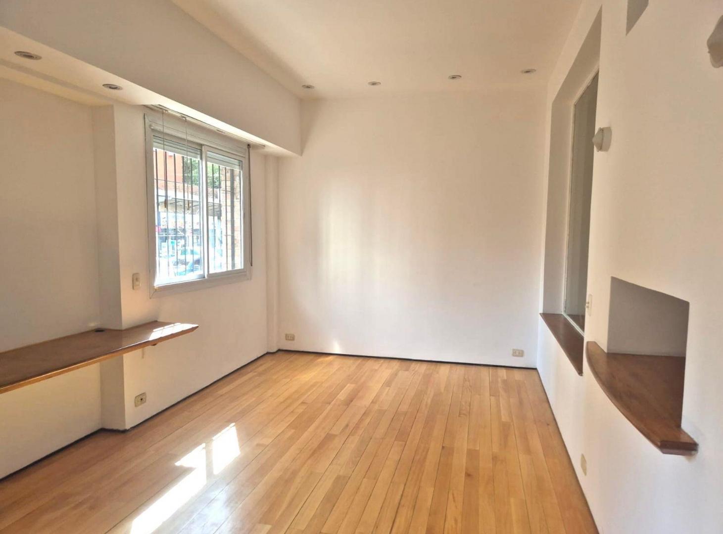 Foto de Venta Departamento Belgrano 2 ambientes Patio, imagen 5