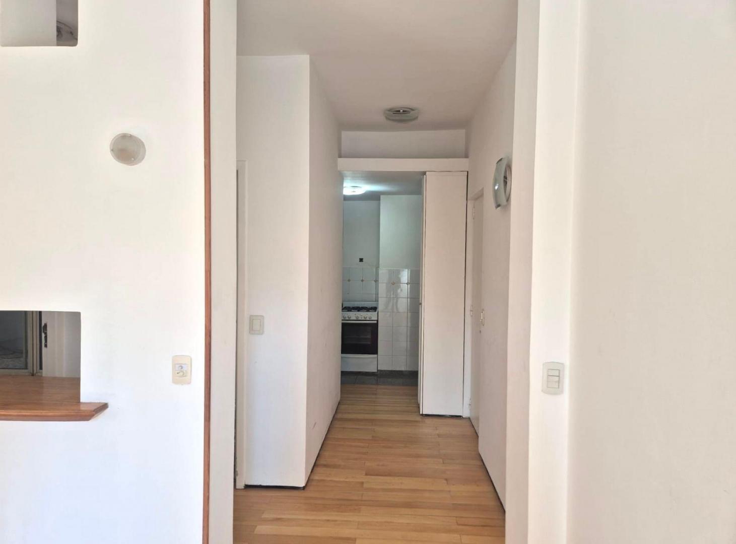 Foto de Venta Departamento Belgrano 2 ambientes Patio, imagen 4